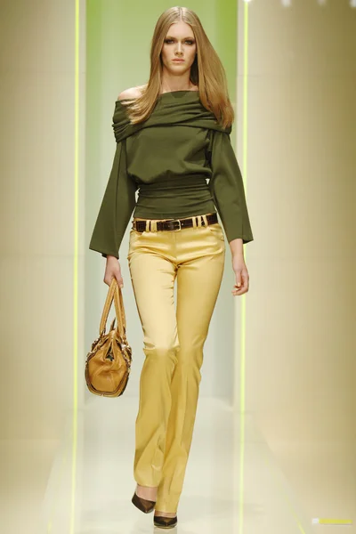 Look 30